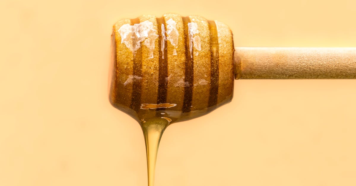 Comparing Flat Rate vs Hourly Charges for Handyman Work